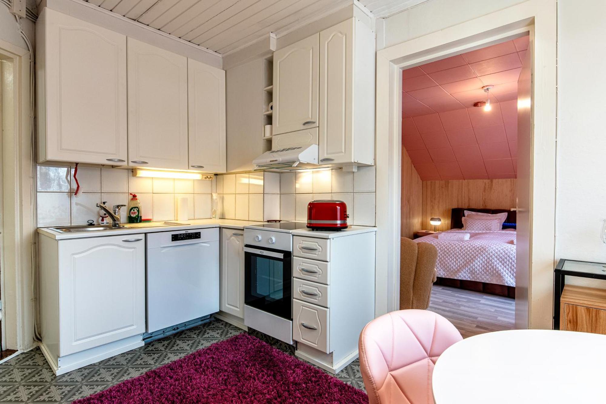 Kalle'S Unluxury Guest House Cl0Sed From 1St Of Feb 2025 Helsinki Ngoại thất bức ảnh
