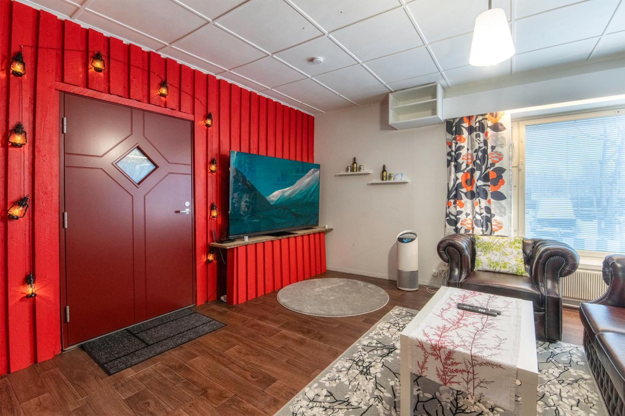 Kalle'S Unluxury Guest House Cl0Sed From 1St Of Feb 2025 Helsinki Phòng bức ảnh